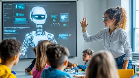 Discover Continuous Learning Chains: Facts and Learning Strategies